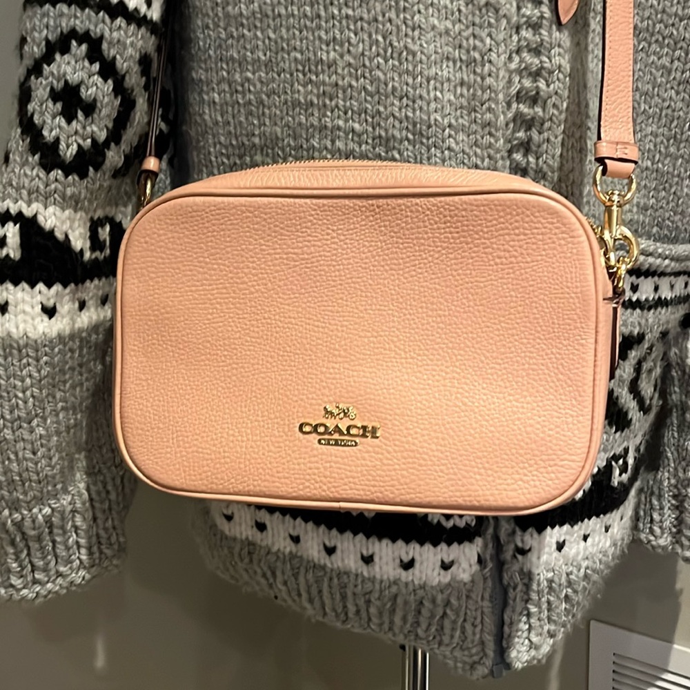Coach Camera Crossbody Purse 👛